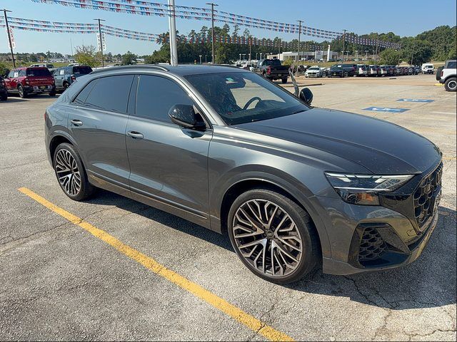 2024 AUDI SQ8