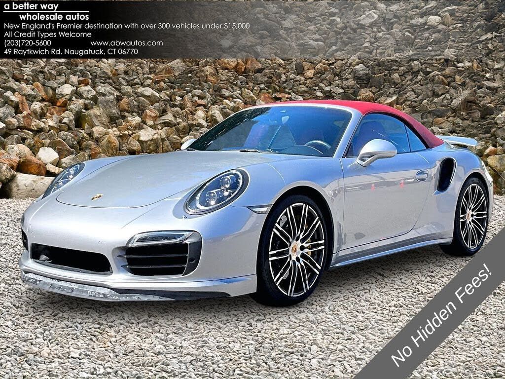 2015 PORSCHE 911