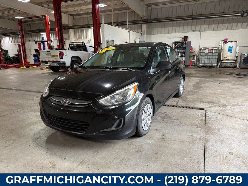 2017 HYUNDAI Accent