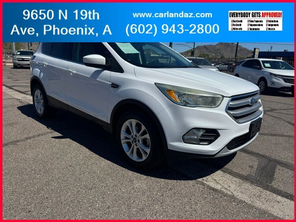 2017 FORD Escape