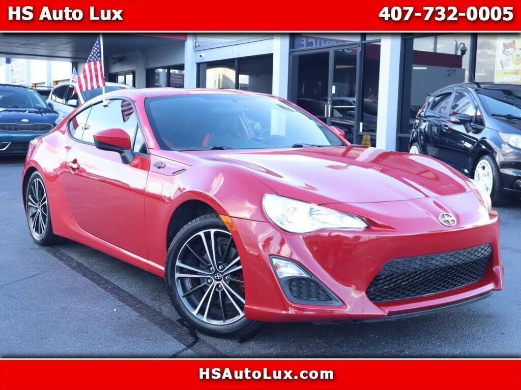 2013 TOYOTA Scion