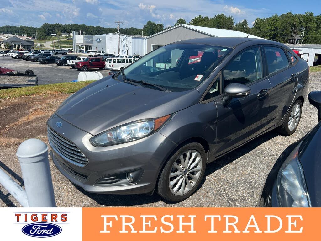 2014 FORD Fiesta