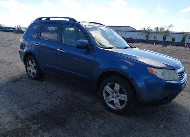 2010 SUBARU Forester