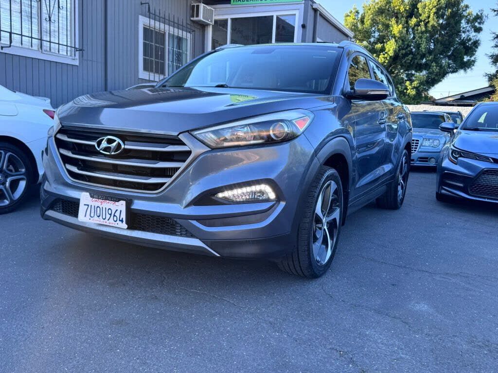 2016 HYUNDAI Tucson