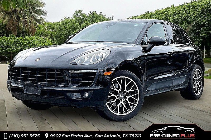 2018 PORSCHE Macan