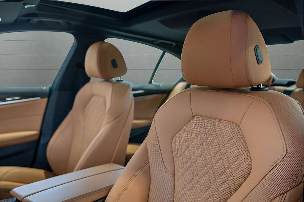 2023 BMW 530i