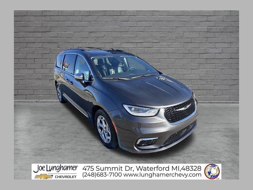 2023 CHRYSLER Pacifica