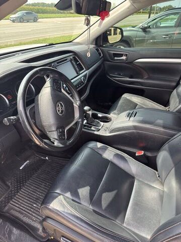 2018 TOYOTA Highlander