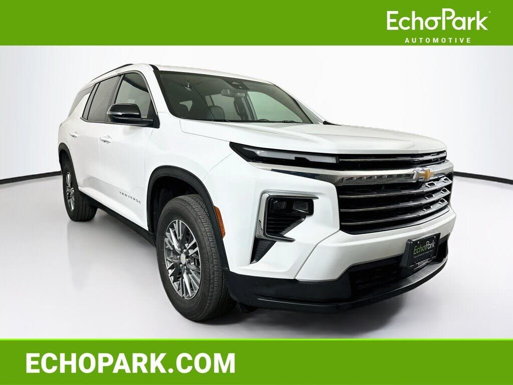 2026 CHEVROLET Traverse