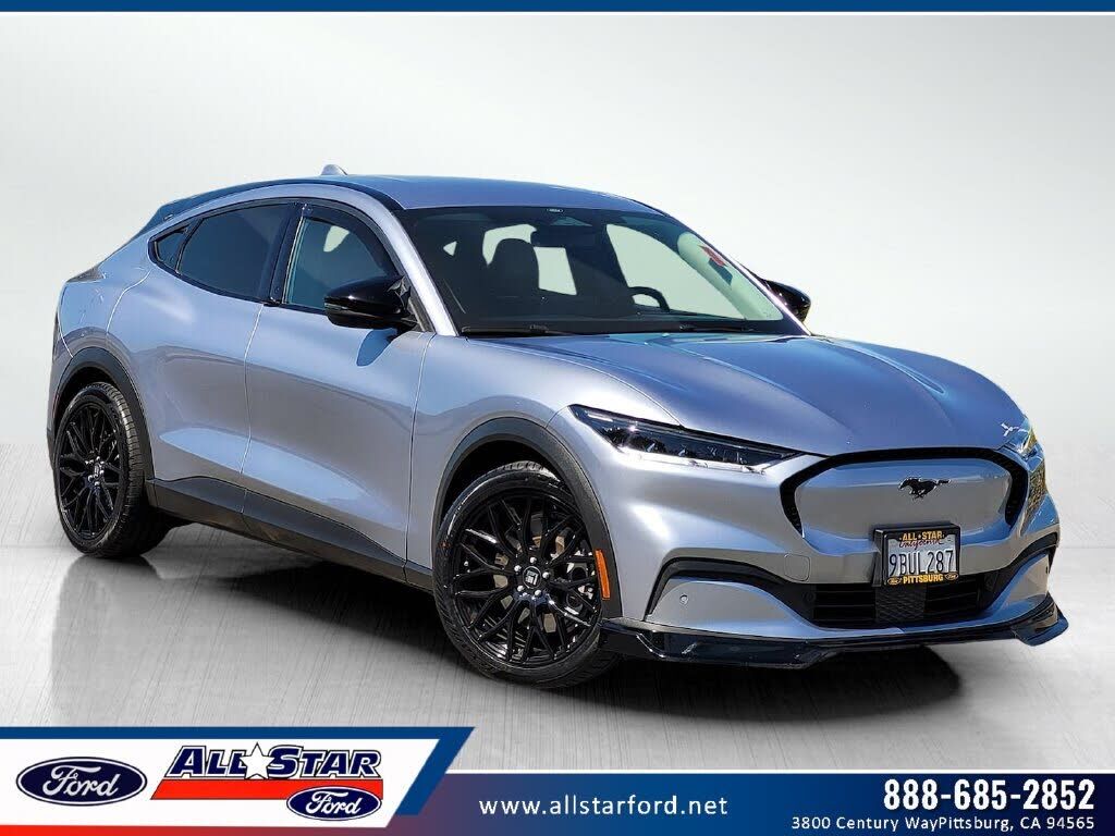 2022 FORD Mach-E