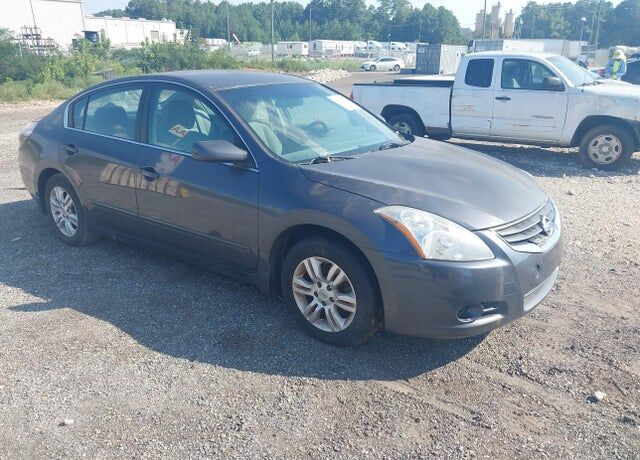 2010 NISSAN Altima