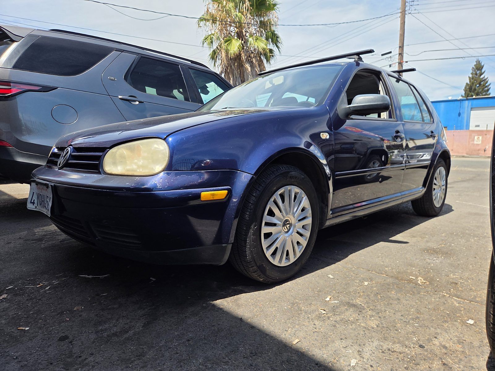 2002 VOLKSWAGEN Golf