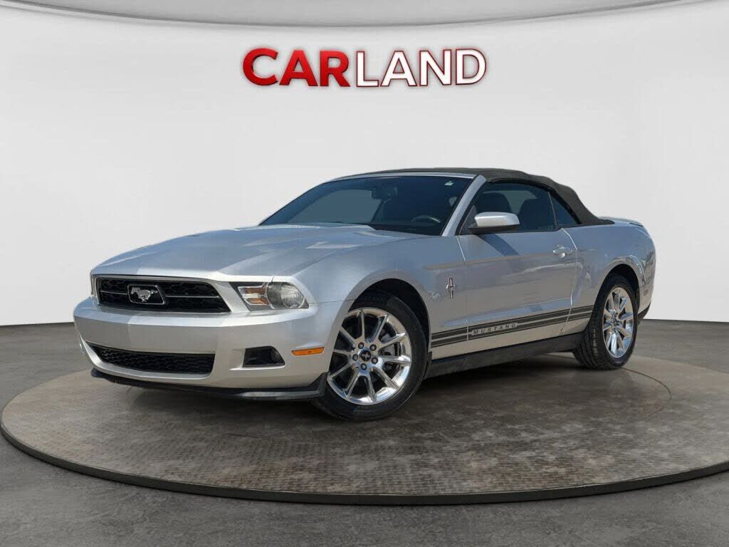 2011 FORD Mustang