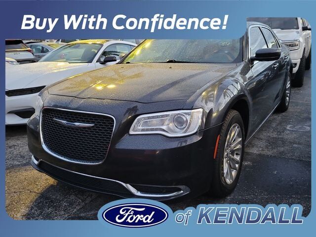 2017 CHRYSLER 300