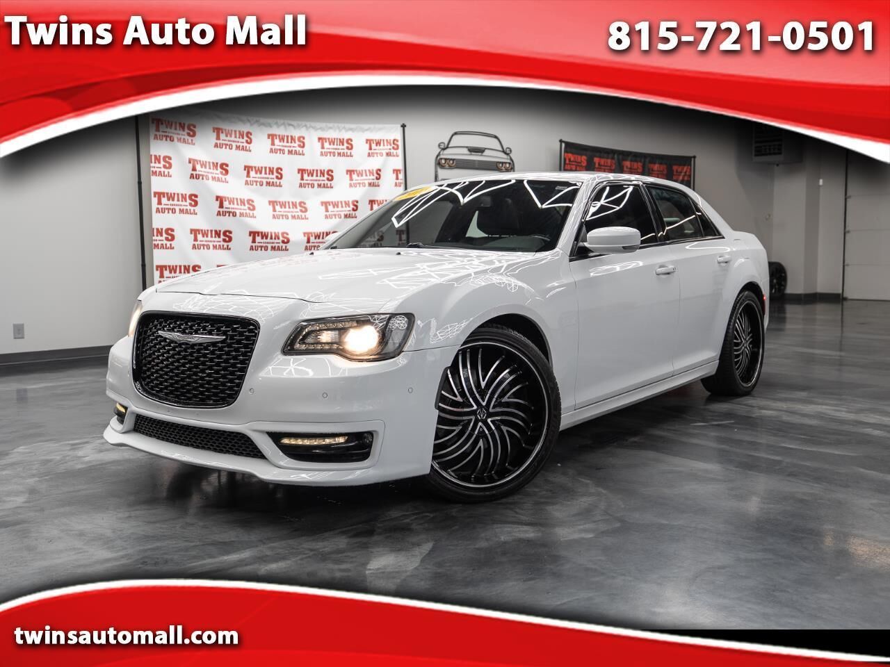 2018 CHRYSLER 300