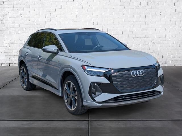 2024 AUDI Q4