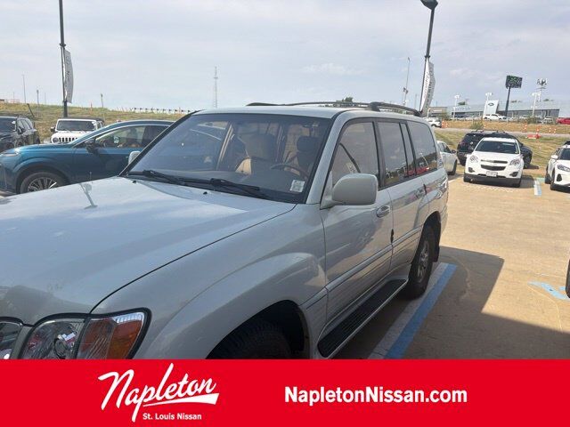 2001 LEXUS LX