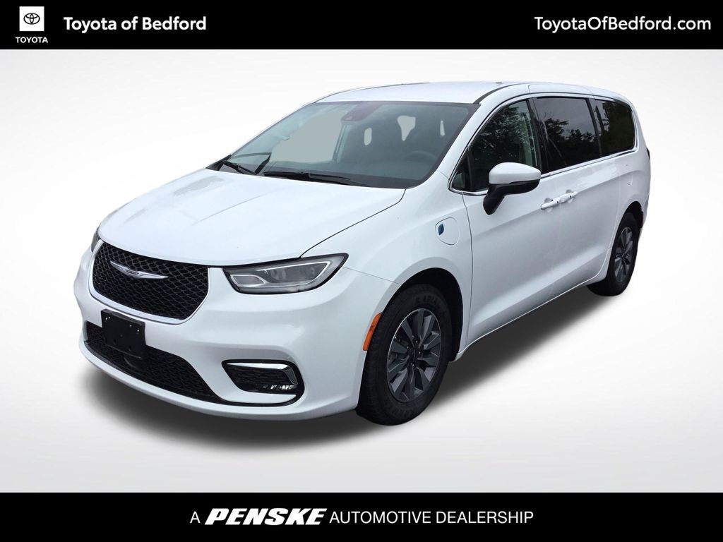2023 CHRYSLER Pacifica