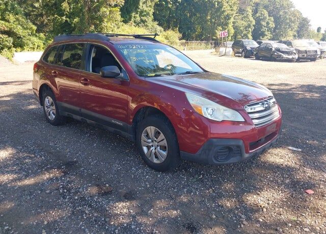 2013 SUBARU Outback