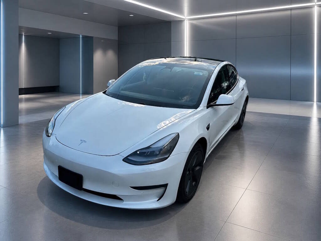 2021 TESLA Model 3