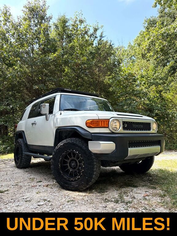 2012 TOYOTA FJ Cruiser