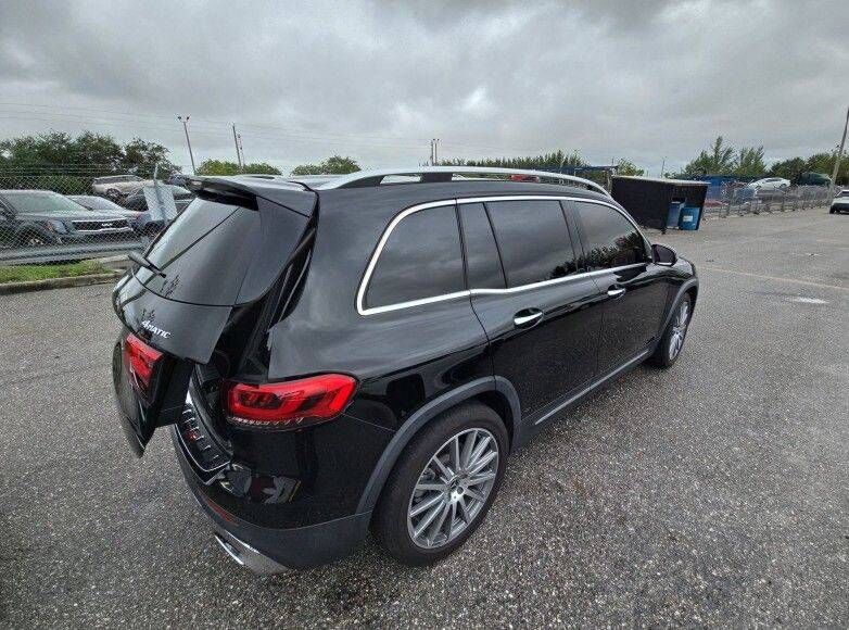 2021 Mercedes-Benz GLB-Class