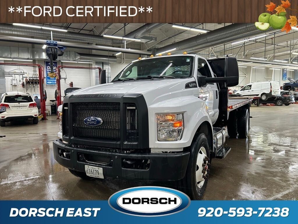 2022 FORD F-750