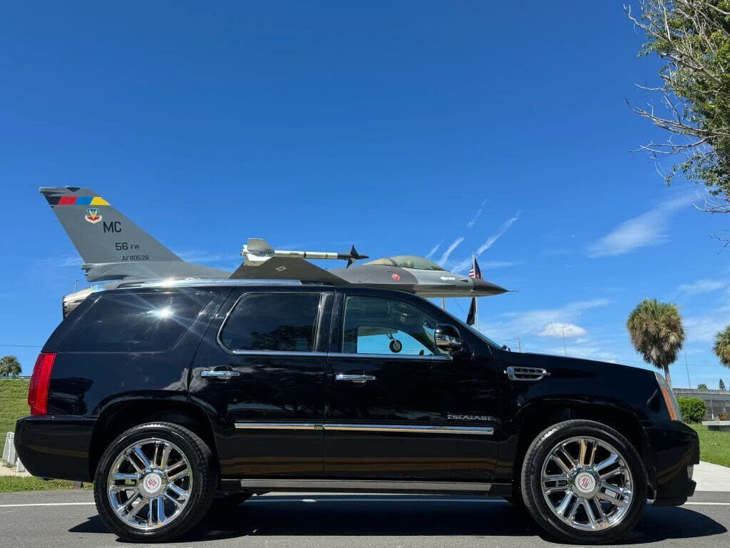 2012 CADILLAC Escalade