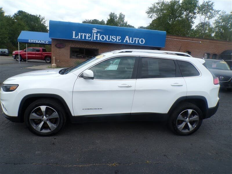 2020 JEEP Cherokee