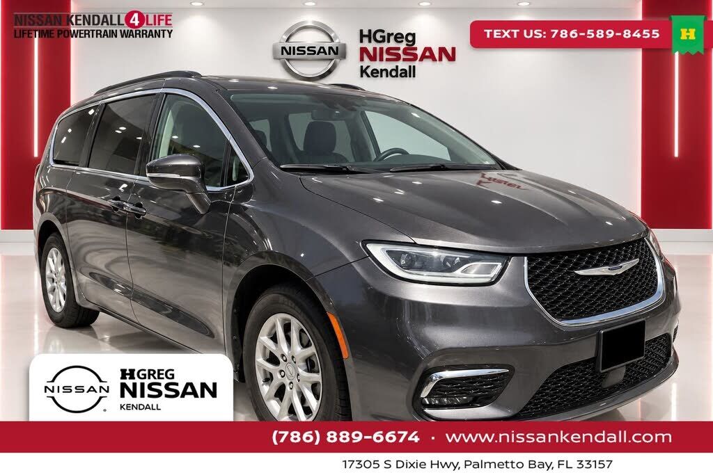 2022 CHRYSLER Pacifica