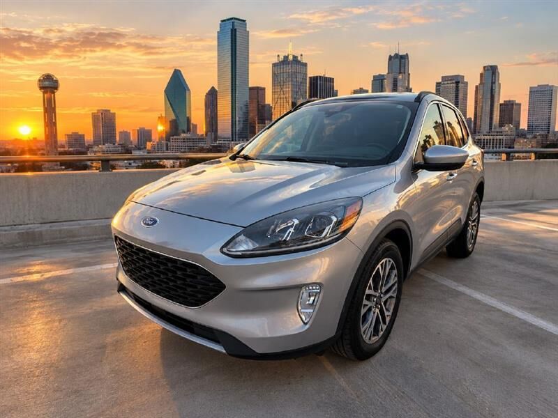 2021 FORD Escape