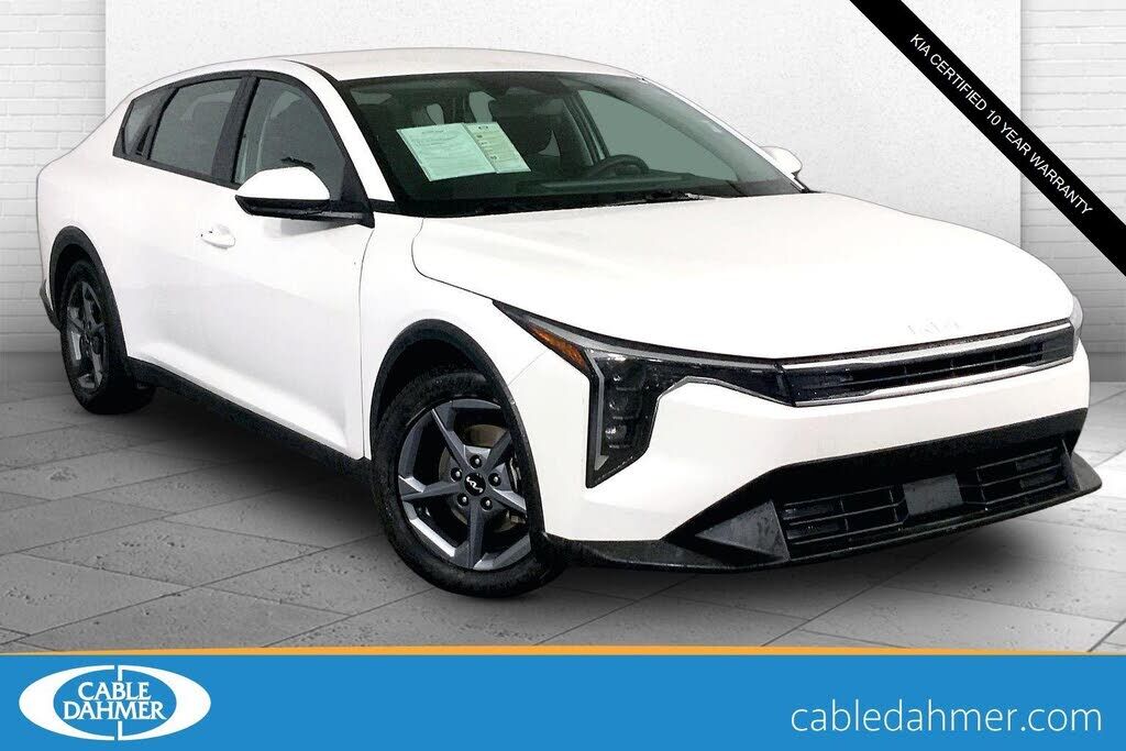 2025 KIA K4