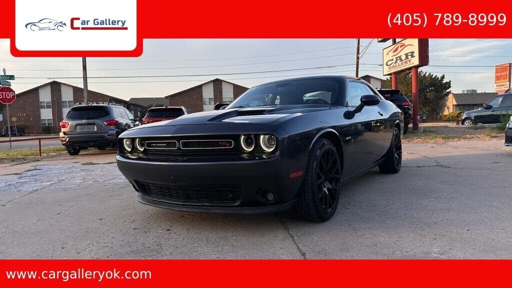 2017 DODGE Challenger