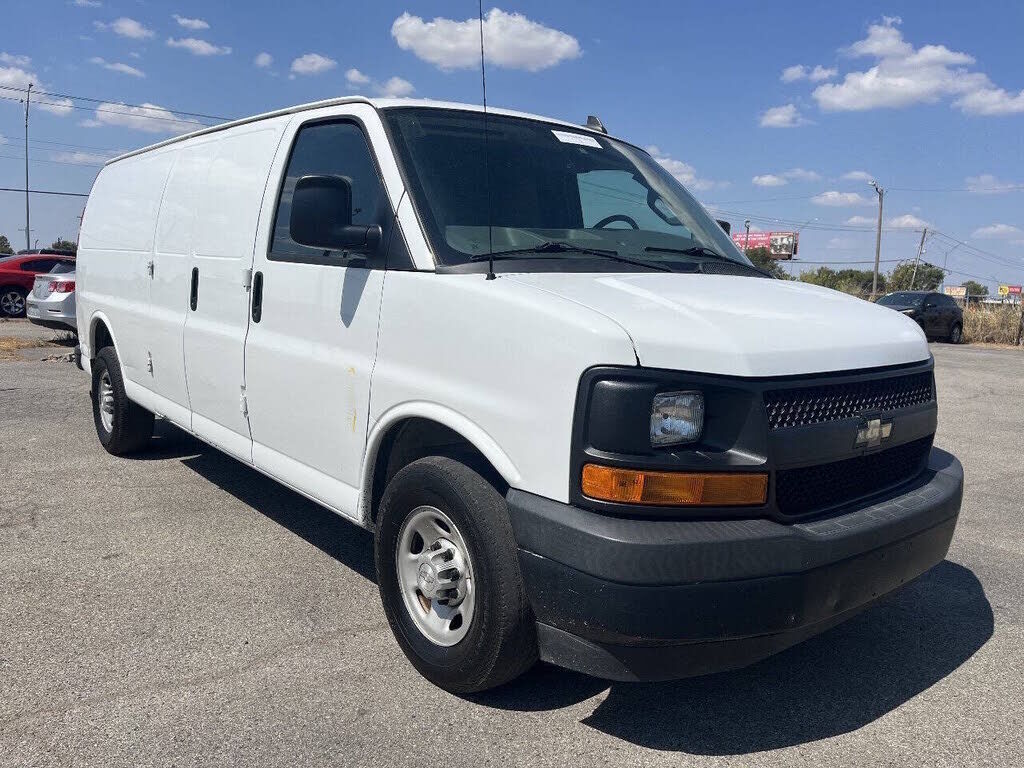 2017 CHEVROLET Express