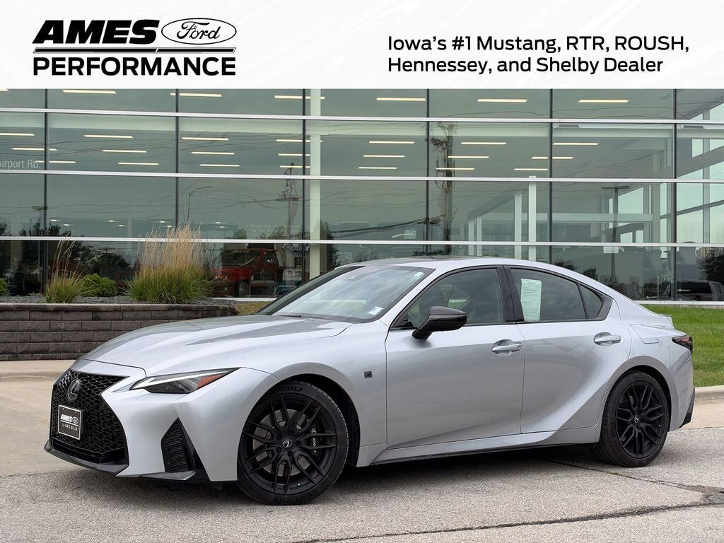 2024 LEXUS IS