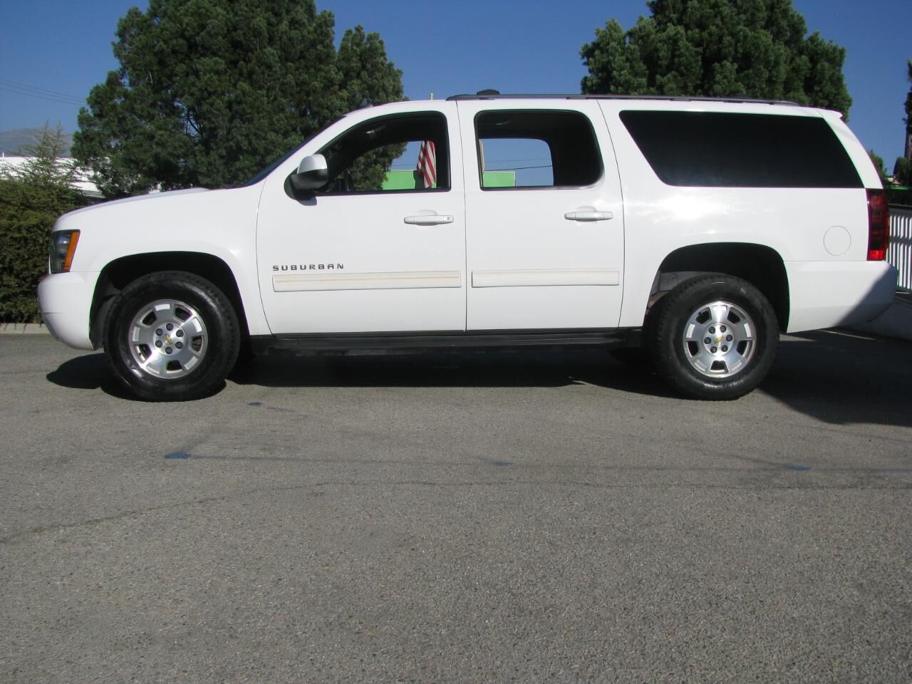 2011 CHEVROLET Suburban
