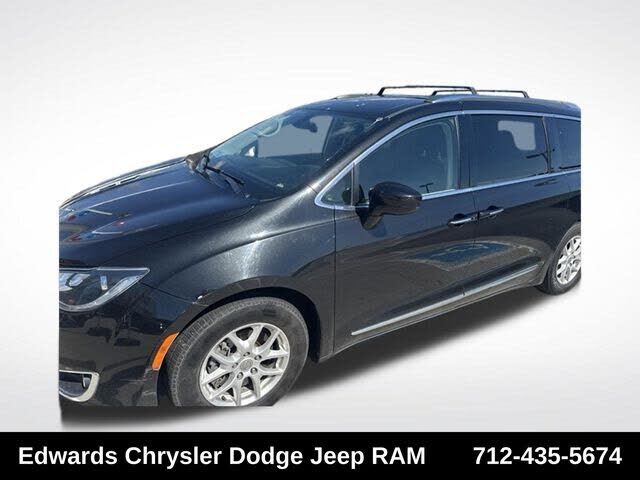 2020 CHRYSLER Pacifica