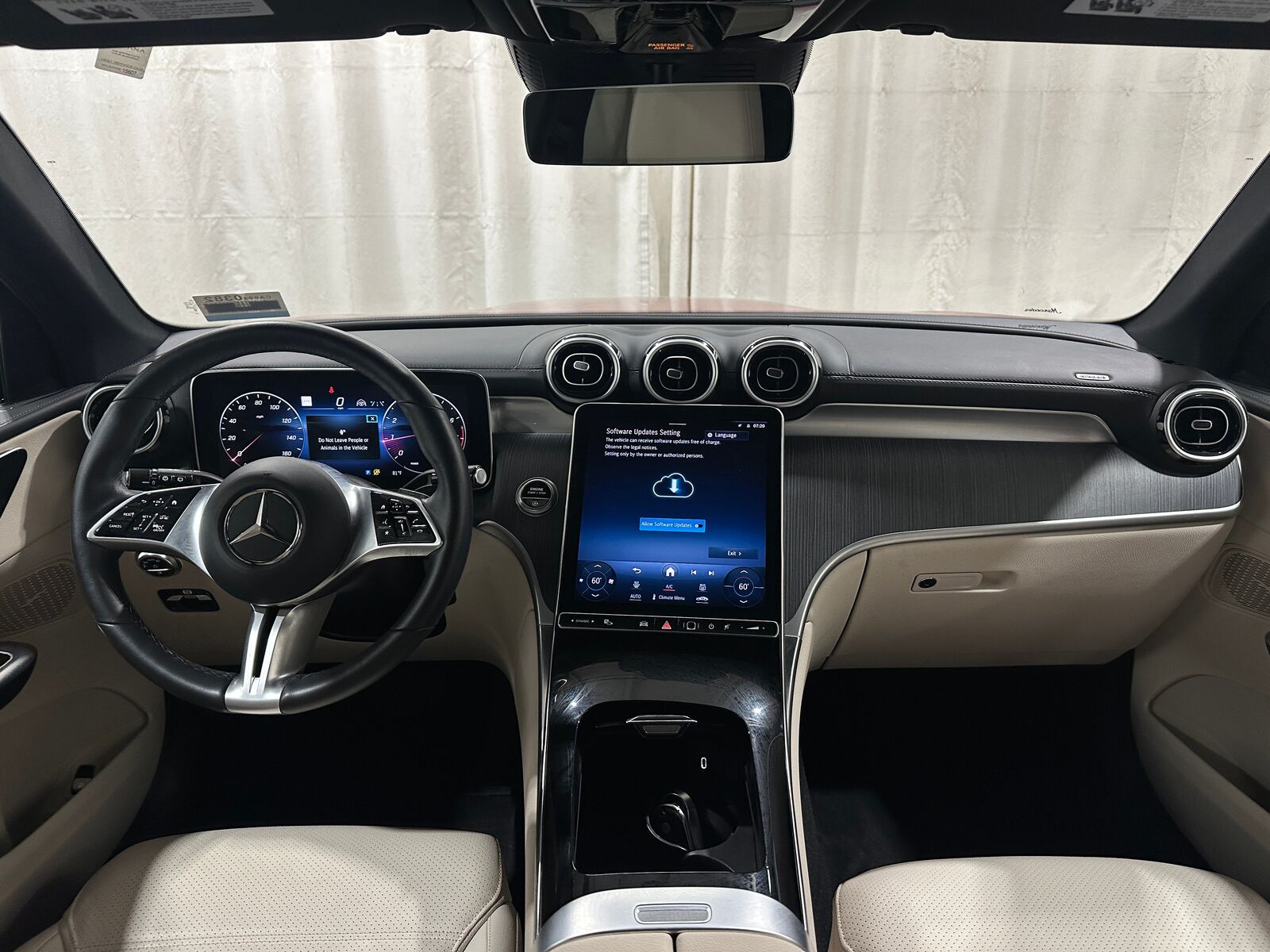 2024 Mercedes-Benz GLC-Class
