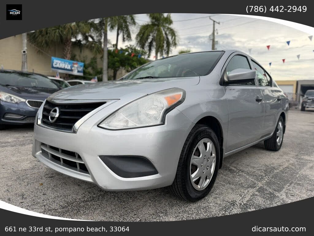 2016 NISSAN Versa