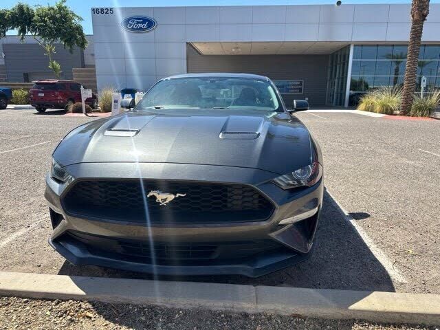 2020 FORD Mustang