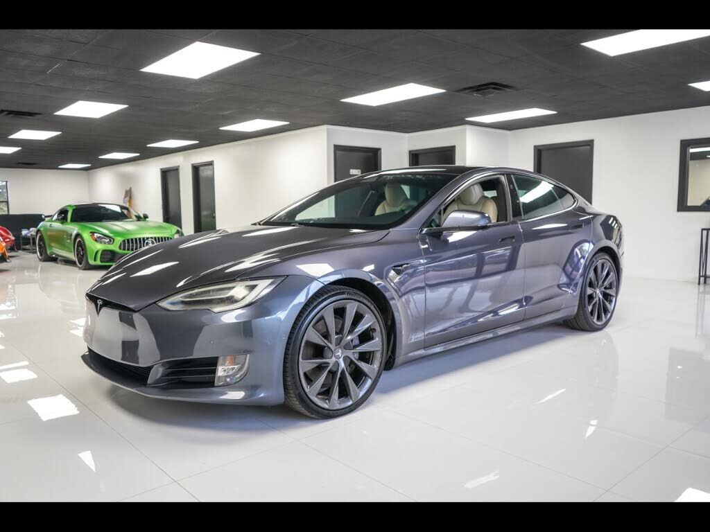 2020 TESLA Model S