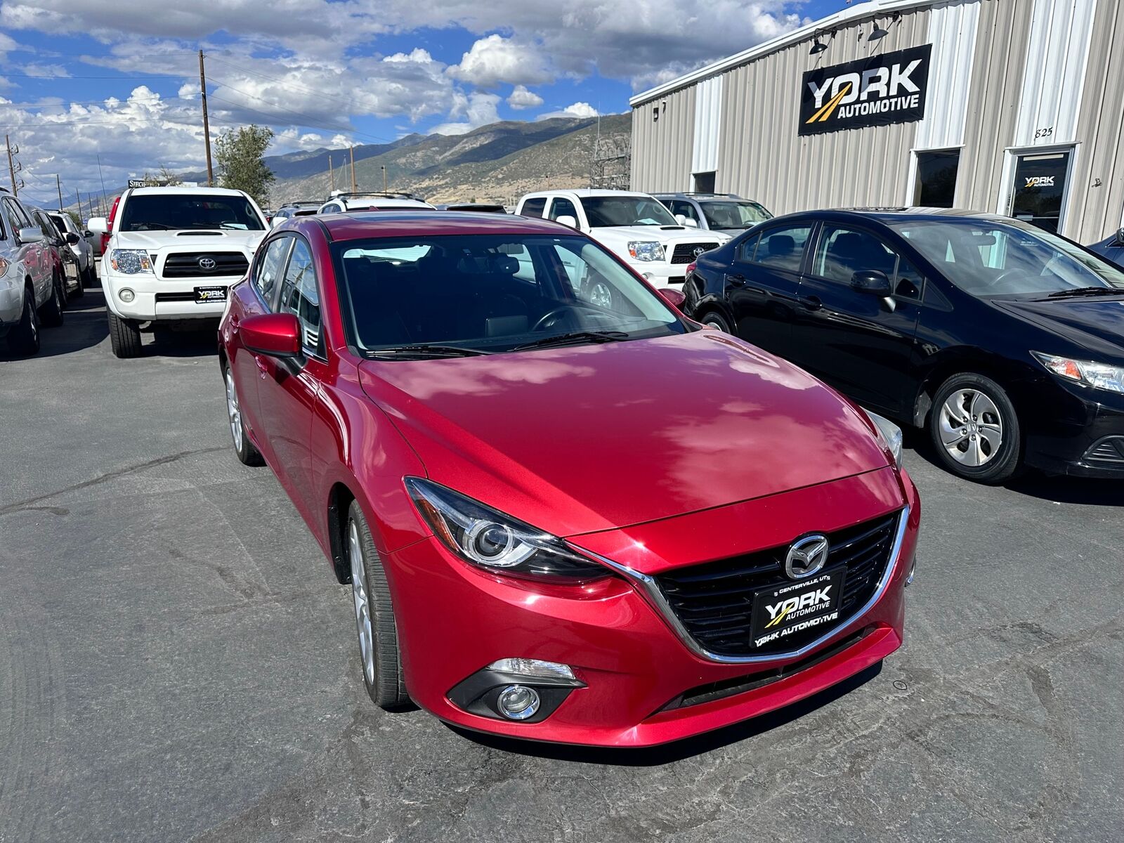 2016 MAZDA Mazda3