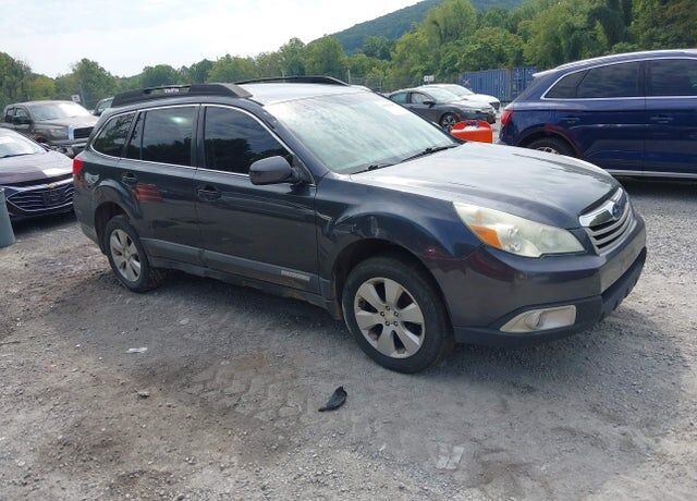 2010 SUBARU Outback