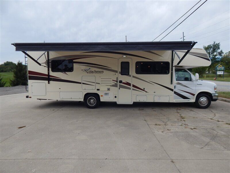2016 FORD E-450
