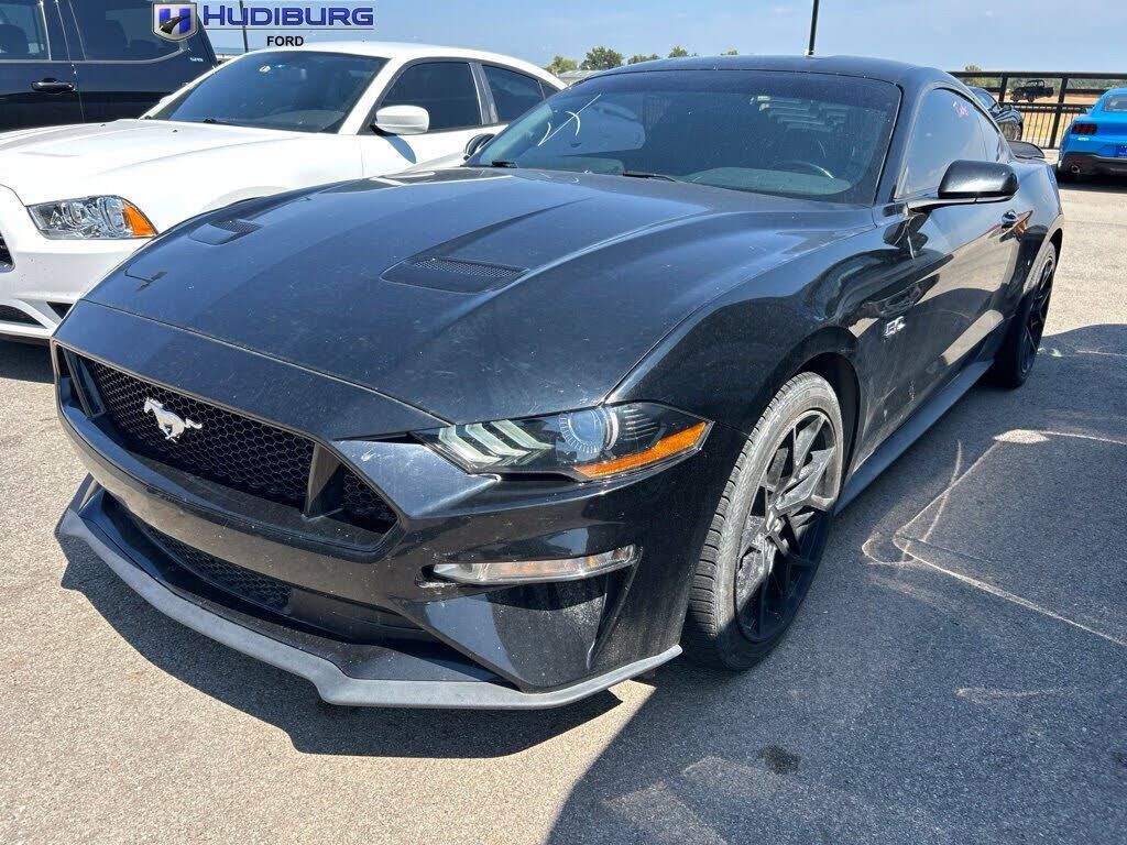 2020 FORD Mustang