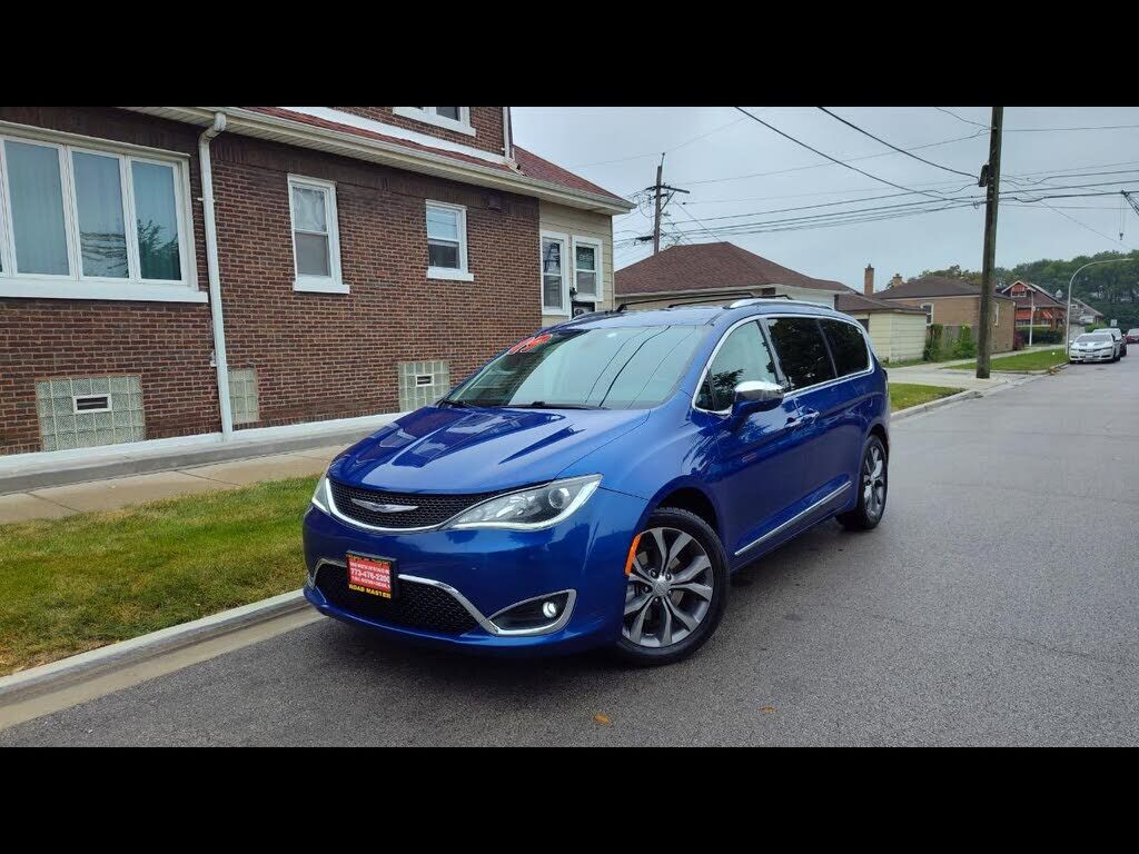 2019 CHRYSLER Pacifica