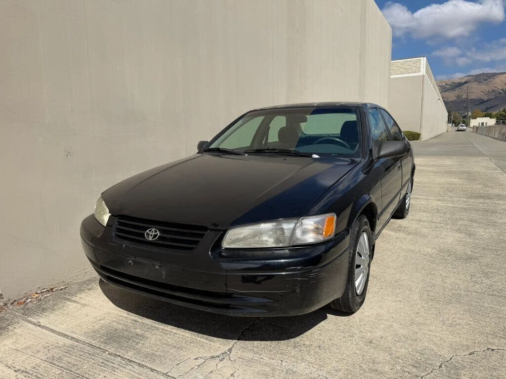 1998 TOYOTA Camry