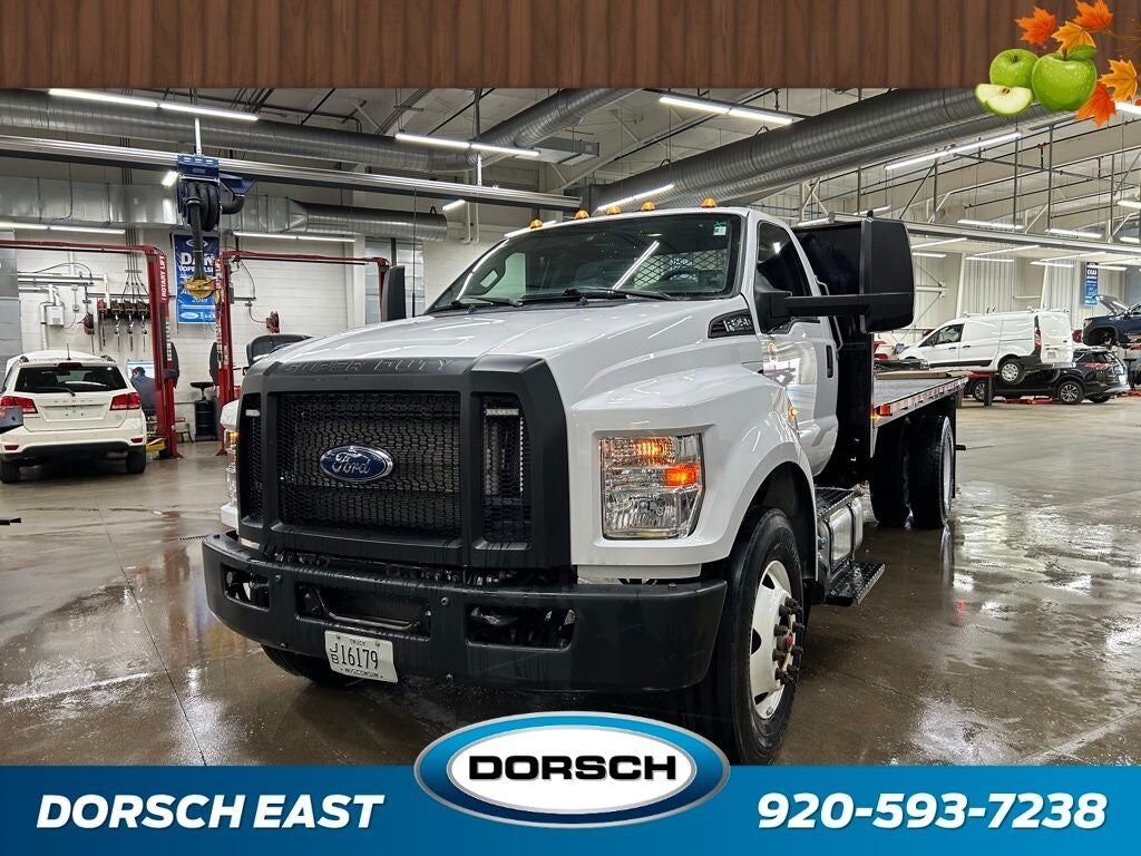2022 FORD F-750