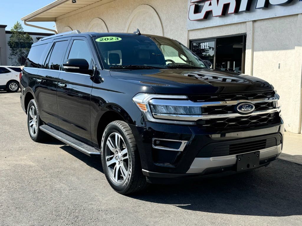 2023 FORD Expedition