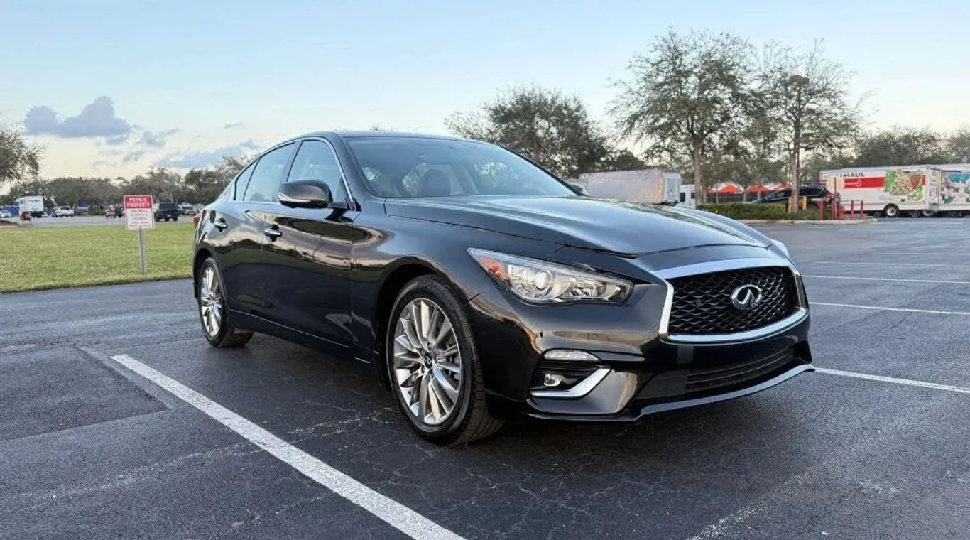 2023 INFINITI Q50